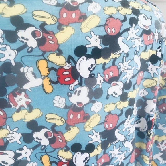 LuLaRoe Disney Mickey Fade Irma Top XS FREE SHIP - Picture 4 of 6